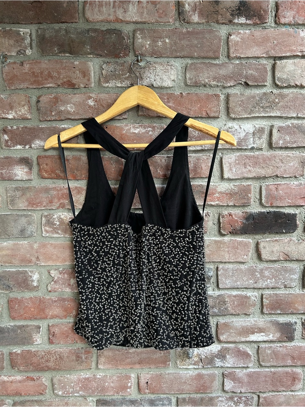Black Beaded cross-Back Tank Top - Women - Picture 4 of 4